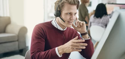 Why a Customer Reward Card Is Better Coming From a Sales Rep